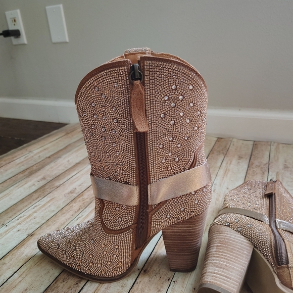 Dingo Glittering Rose Gold Heeled Boots - Picture 3 of 5